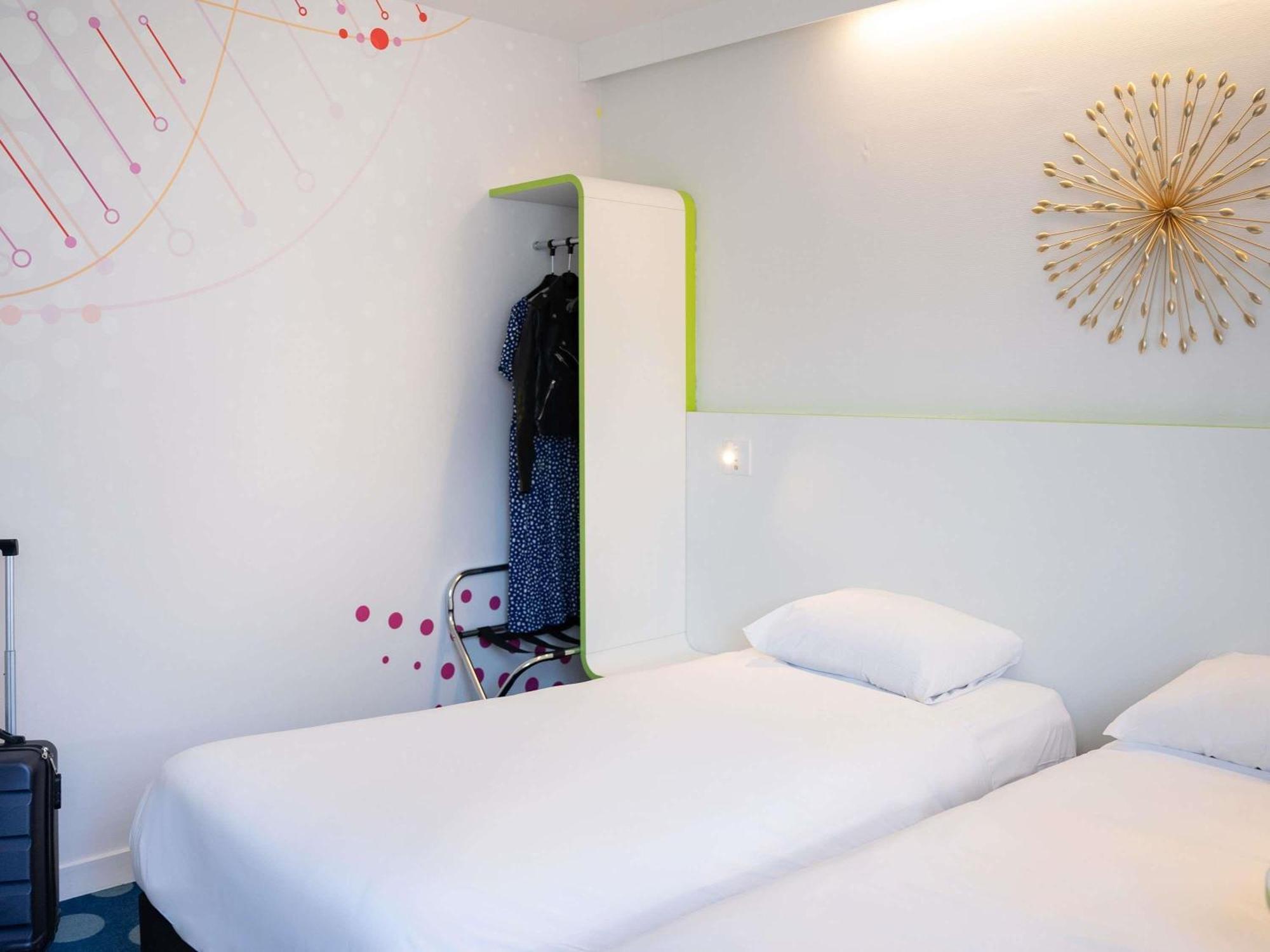 Ibis Styles Fougeres Hotel Beaucé Exterior foto